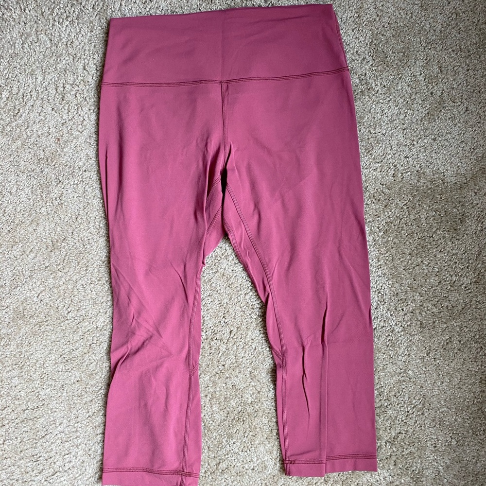 Lululemon Align cropped